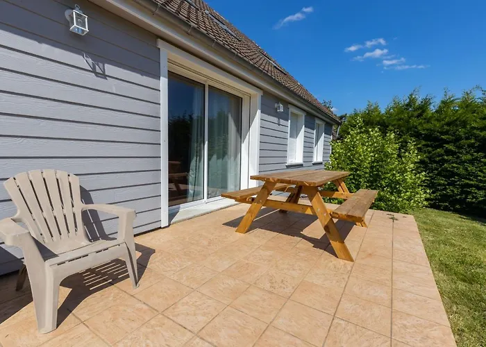 Maison Des Grands Champs
