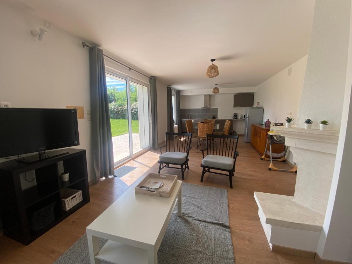 Holiday home Maison Des Grands Champs